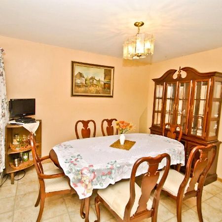 Red Rose Cottage By Grand Leisure Travel Іст-Страудсберг Екстер'єр фото