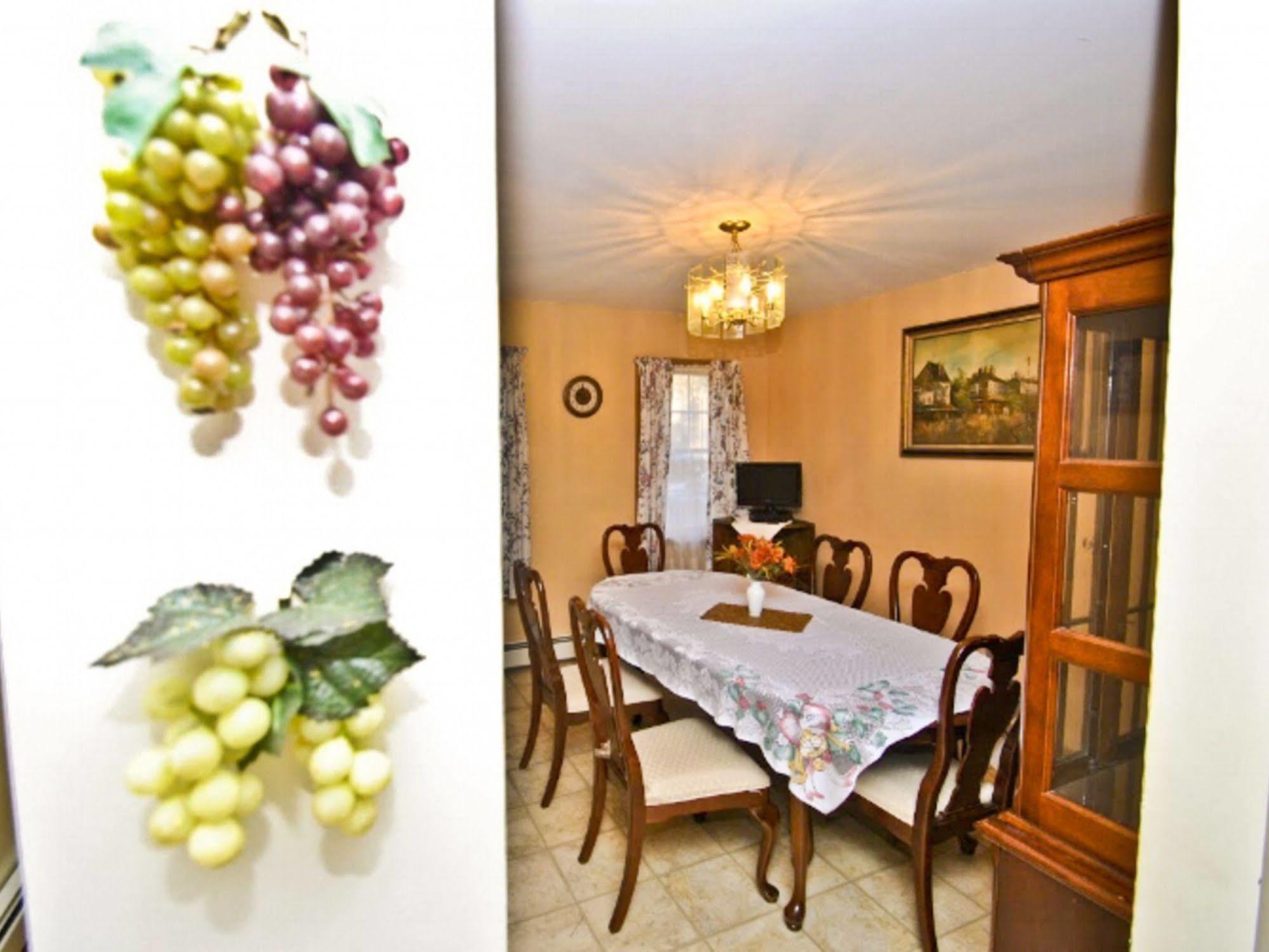 Red Rose Cottage By Grand Leisure Travel Іст-Страудсберг Екстер'єр фото