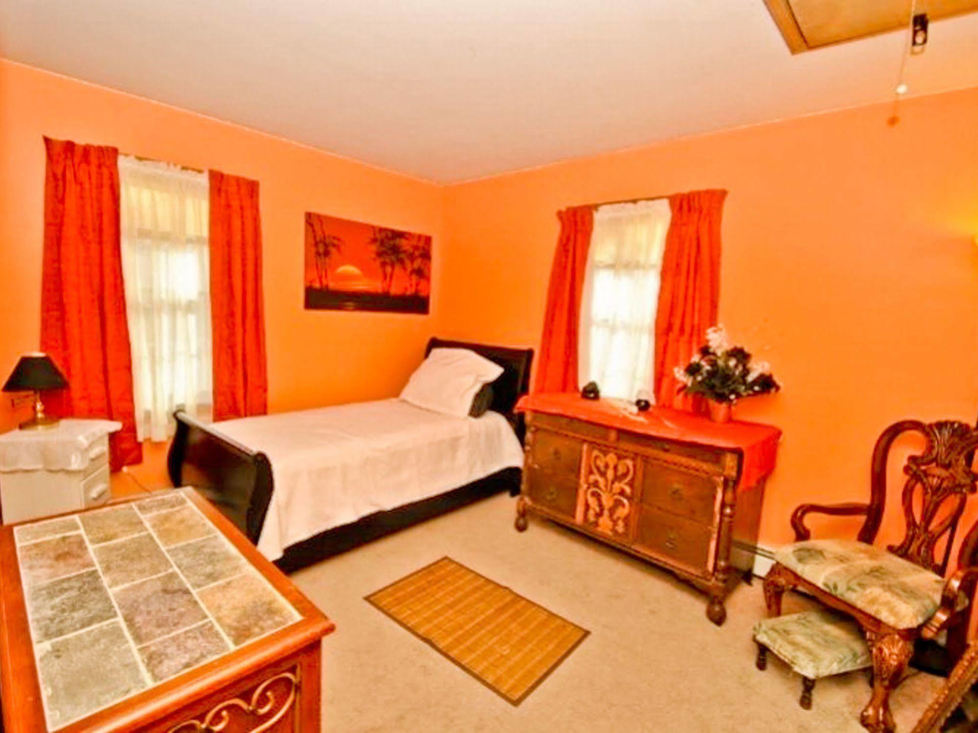Red Rose Cottage By Grand Leisure Travel Іст-Страудсберг Екстер'єр фото